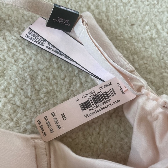 Body by Victoria Lined Demi Bra - Picture 2 of 4